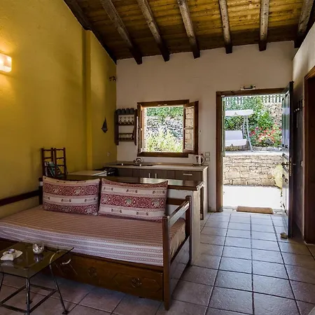 Adamantia S3 Apartment *