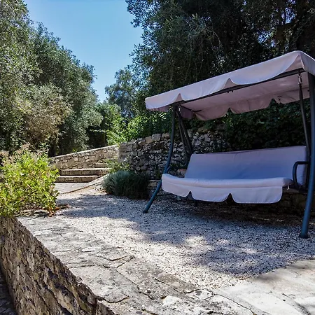 Adamantia S3 * Gaios