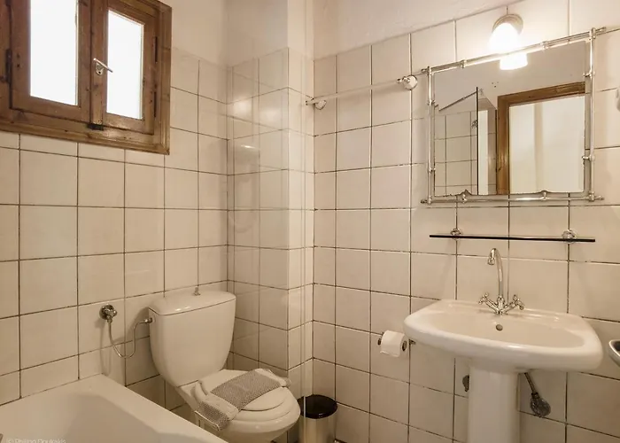 公寓 Adamantia S3 *